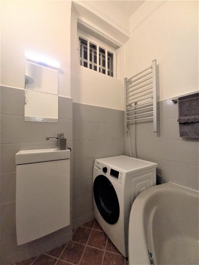 Quiet And Private Studio In The Center Budapeste Exterior foto